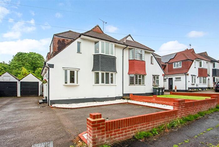 3 Bedroom Semi-Detached House For Sale In The Dale, Widley, PO7