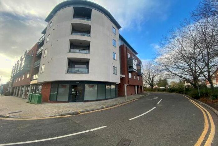 2 Bedroom Flat To Rent In Broomfield Road, Chelmsford, CM1