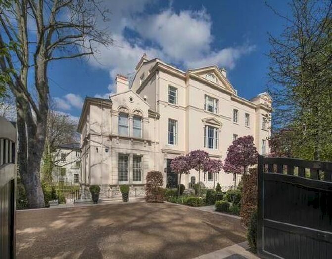 6 Bedroom Property To Rent In Prince Albert Road, Regents Park, NW1
