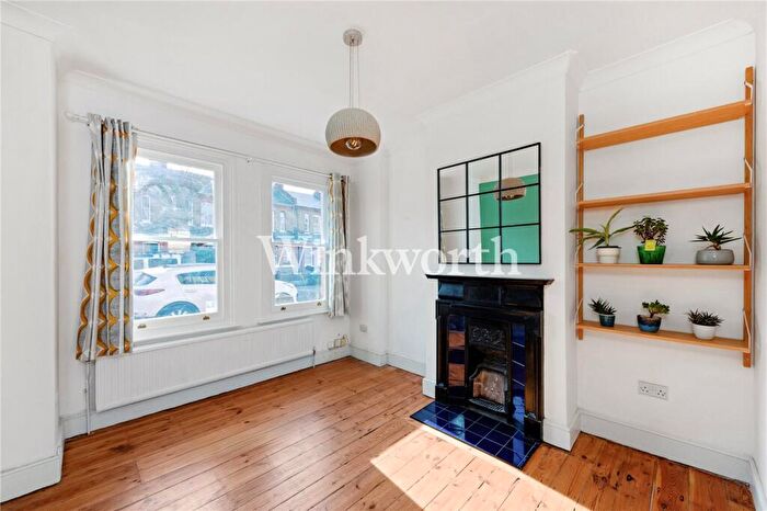 3 Bedroom Terraced House For Sale In Lymington Avenue, Noel Park, London, N22