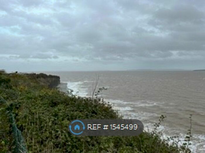 2 Bedroom Bungalow To Rent In Lavernock Point, Lavernock, Penarth, CF64