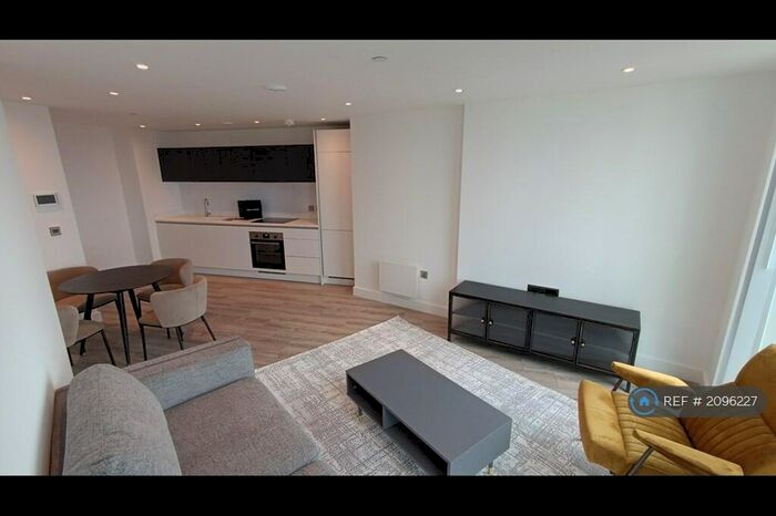 1 Bedroom Flat To Rent In Silvercroft Street, Manchester, M15