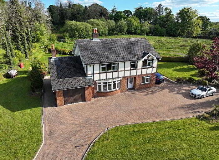 5 Bedroom Detached House For Sale In Drumsloe Road, Ballinamallard, BT94
