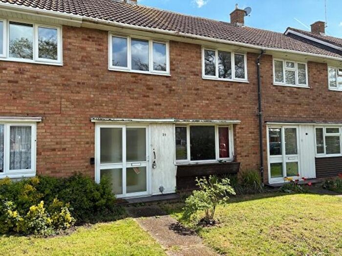 3 Bedroom Terraced House For Sale In Honeypot Lane, Basildon, Essex, SS14