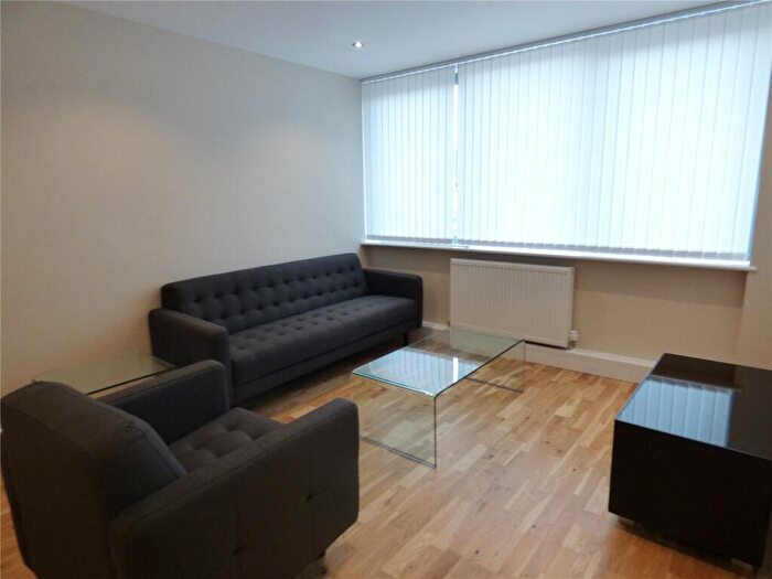 2 Bedroom Flat To Rent In Baldwin House, Harrow On The Hill, HA1