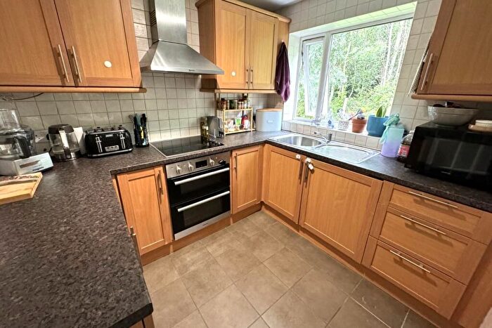2 Bedroom Terraced House To Rent In Woodman Road, Coulsdon, CR5