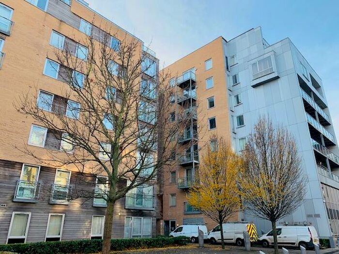1 Bedroom Apartment To Rent In Telephone House, Central, SO14