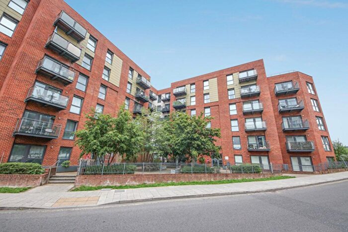 2 Bedroom Apartment For Sale In Keel Road, Southampton, SO19