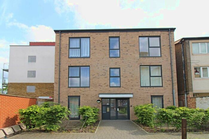 1 Bedroom Flat To Rent In East Acton Lane, London, W3