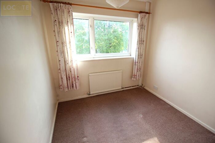 1 Bedroom Flat For Sale In Cavendish Road, Urmston, Manchester, M41