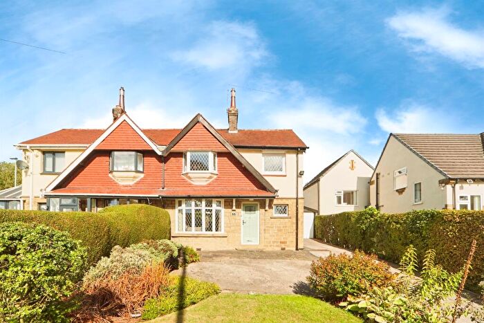 3 Bedroom Semi-Detached House For Sale In Bradford Road, Sandbeds, Keighley, BD20