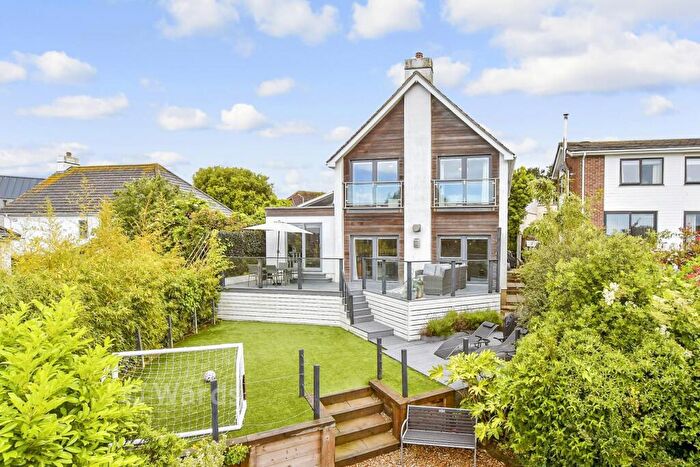 4 Bedroom Detached House For Sale In High Ridge, Seabrook, Hythe, Kent, CT21