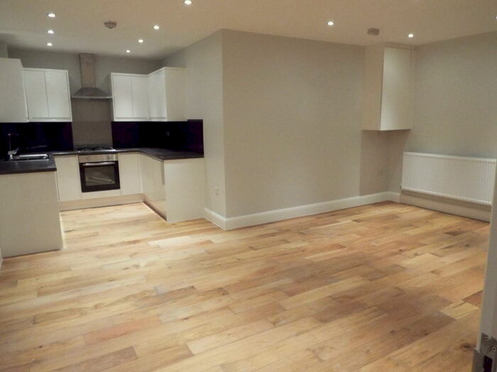 2 Bedroom Apartment To Rent In The Grove, Gravesend, DA12