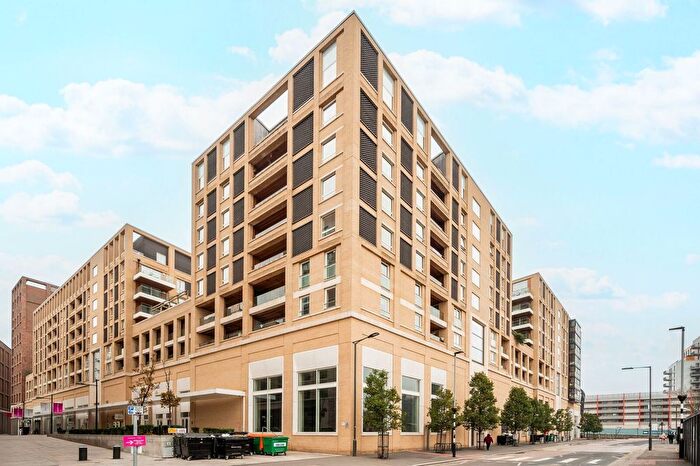 1 Bedroom Flat To Rent In Sherrington Court, Royal Docks, London, E16