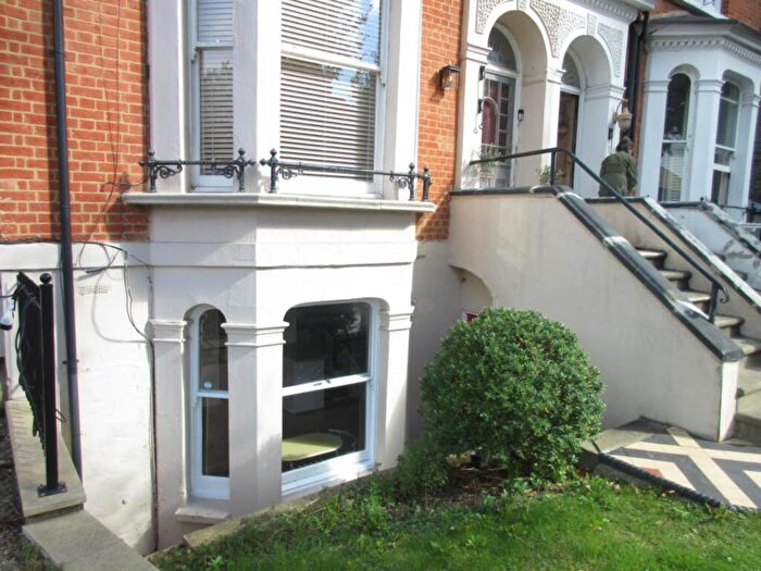 1 Bedroom Flat To Rent In Alexandra Road, Southend On Sea, SS1