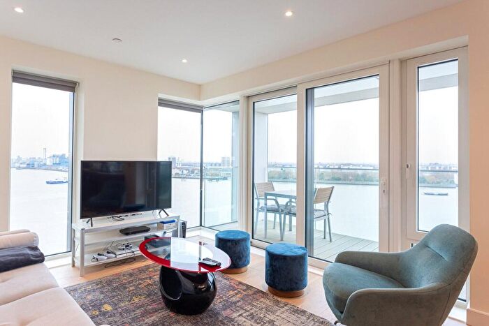 2 Bedroom Apartment For Sale In Duke Of Wellington Avenue, Woolwich, SE18