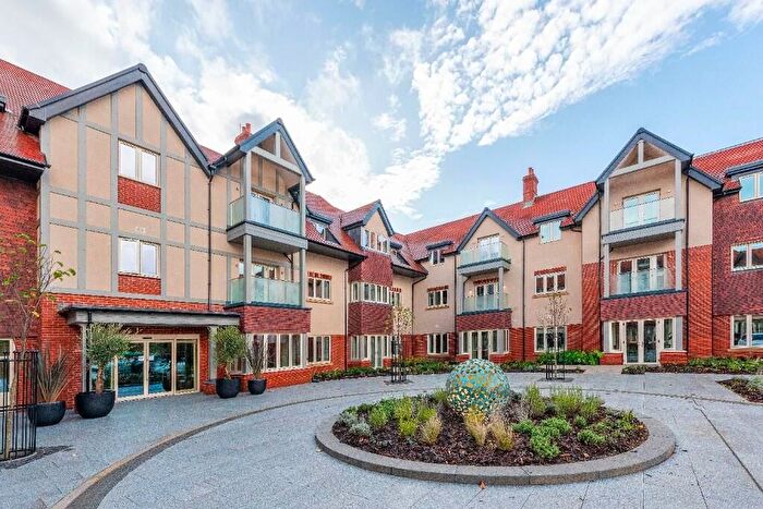 2 Bedroom Property For Sale In Burchmore House, Caddington, LU1