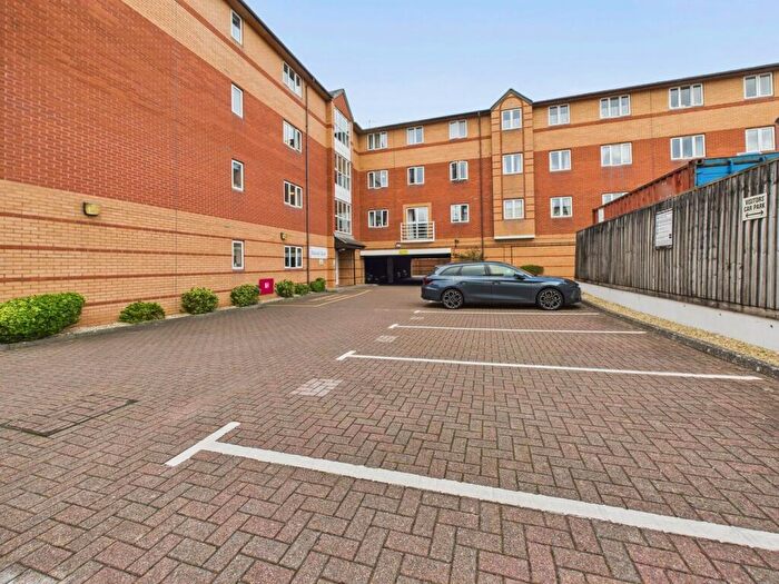 2 Bedroom Flat For Sale In Carlton Street, Weston-Super-Mare, BS23