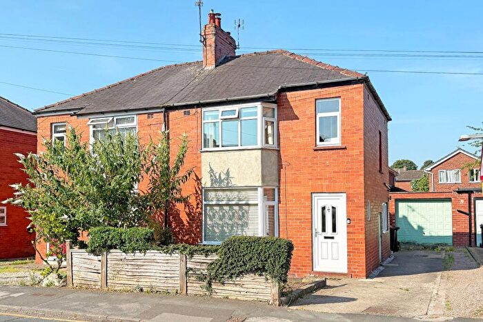 3 Bedroom Semi-Detached House For Sale In Halfpenny Lane, Knaresborough, HG5