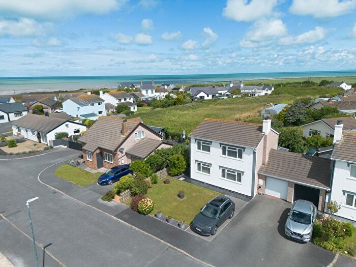 3 Bedroom Detached House For Sale In Heol Yr Esgob, Llanon, SY23