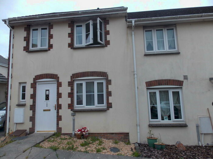 3 Bedroom End Of Terrace House To Rent In Robin Drive, Launceston, Cornwall, PL15