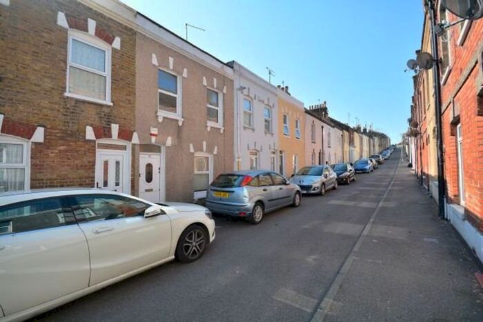 2 Bedroom Property To Rent In Alexandra Road, Ramsgate CT11