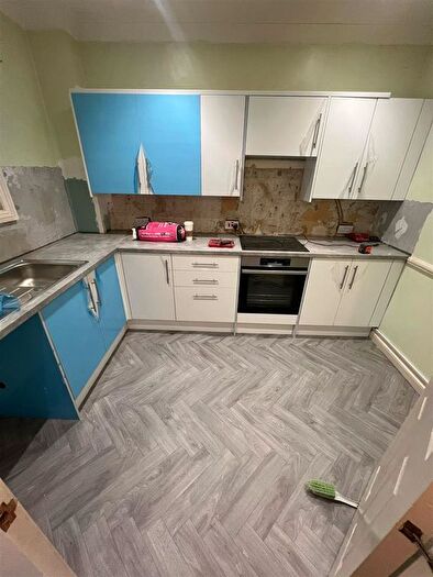 2 Bedroom Flat To Rent In Gervis Place, Bournemouth, BH1