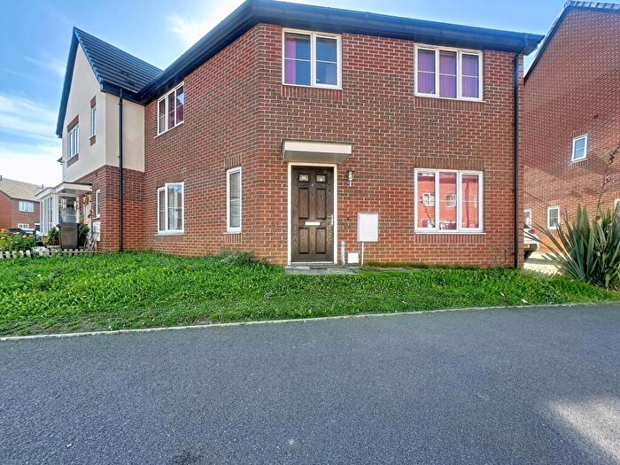 3 Bedroom Semi Detached House For Sale In Iris Close, Leicester, LE5