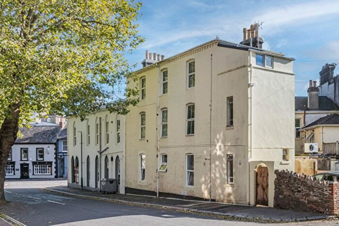 1 Bedroom Flat To Rent In Bampfylde Road, Torquay, TQ2