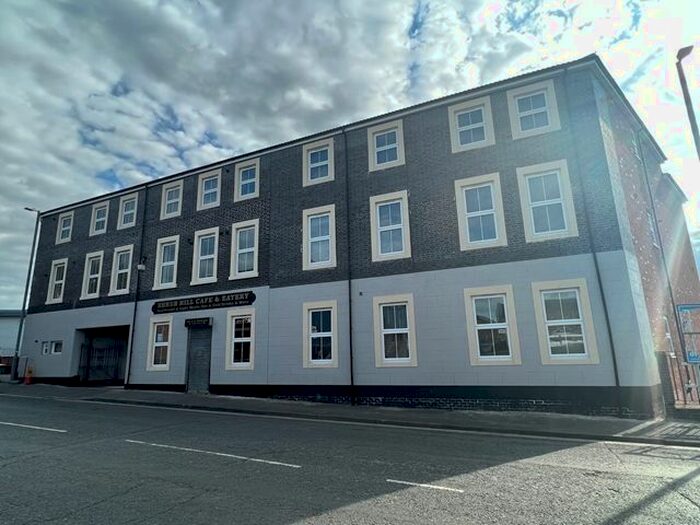 2 Bedroom Flat To Rent In Great Western Court, Shrub Hill, Worcester, WR4