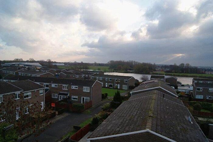 2 Bedroom Flat To Rent In Wallington Court, Killingworth, Newcastle Upon Tyne, NE12