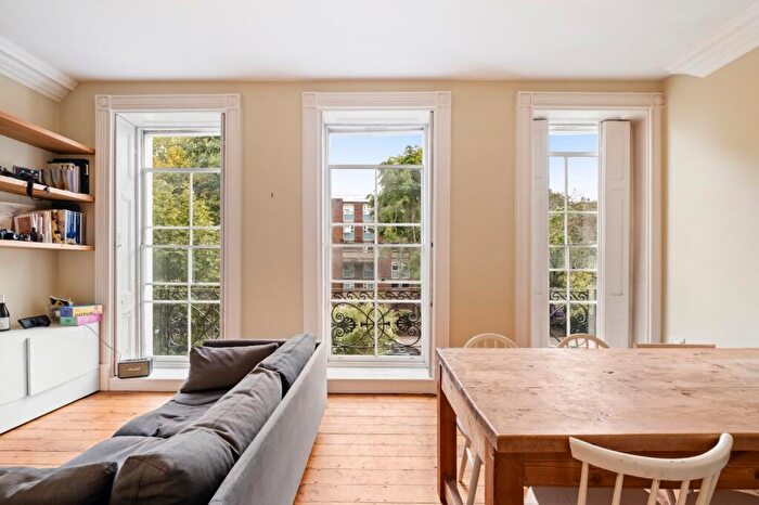 1 Bedroom Flat To Rent In Bostall House, Hackney Road, E2