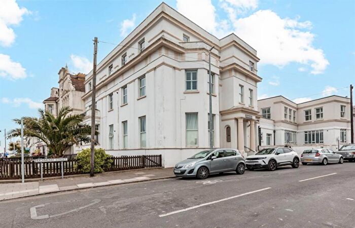 3 Bedroom Apartment For Sale In Richmond Street, Herne Bay, CT6