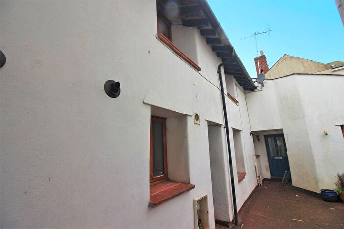 3 Bedroom Terraced House To Rent In New Street, Paignton, TQ3