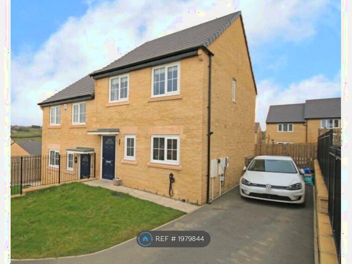 3 Bedroom Semi-Detached House To Rent In Meadowlands, Allerton, Bradford, BD15