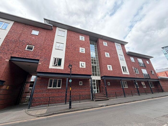 2 Bedroom Flat To Rent In Saturday Bridge, Birmingham, B1