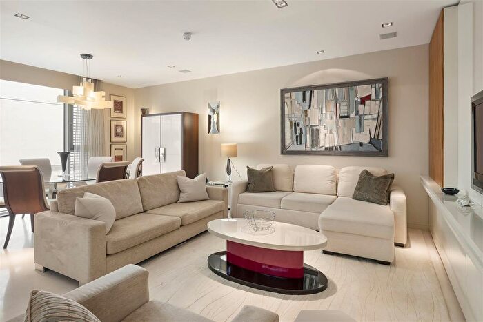 1 Bedroom Property To Rent In Knightsbridge, London, SW7