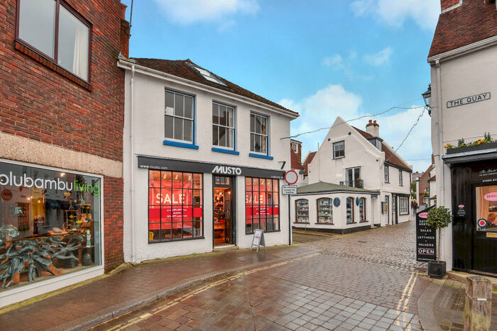 2 Bedroom Apartment To Rent In The Quay, Lymington, SO41