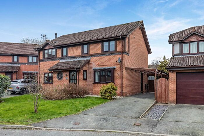 3 Bedroom Semi Detached House For Sale In Llys Eithin, Northop Hall, CH7