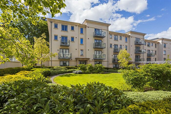 2 Bedroom Flat To Rent In Humphris Place, Cheltenham, GL53