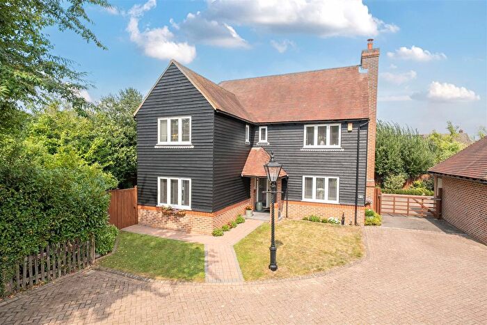 5 Bedroom Detached House For Sale In Gravelly Bottom Road, Kingswood, ME17