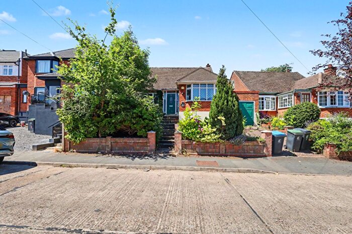 2 Bedroom Bungalow For Sale In Lechmere Avenue, Chigwell, IG7