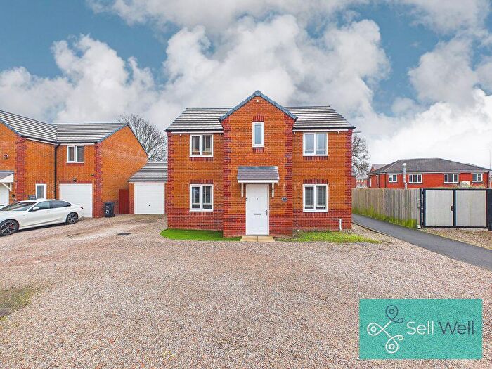 4 Bedroom Detached House For Sale In Blindsill Road, Farnworth, Bolton, BL4