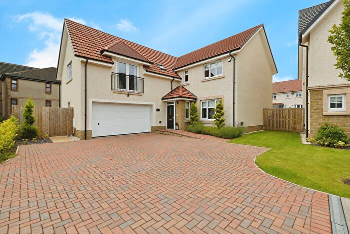 5 Bedroom Detached House For Sale In Gateside Road, Glasgow, G33