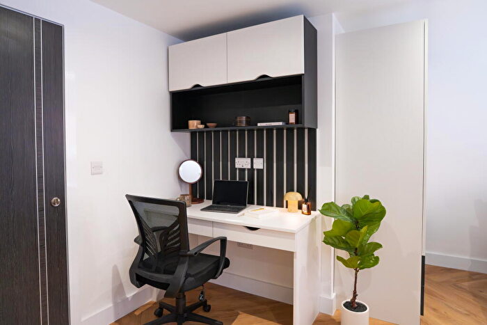 Studio To Rent In Apt, Nova Residence #, LE1