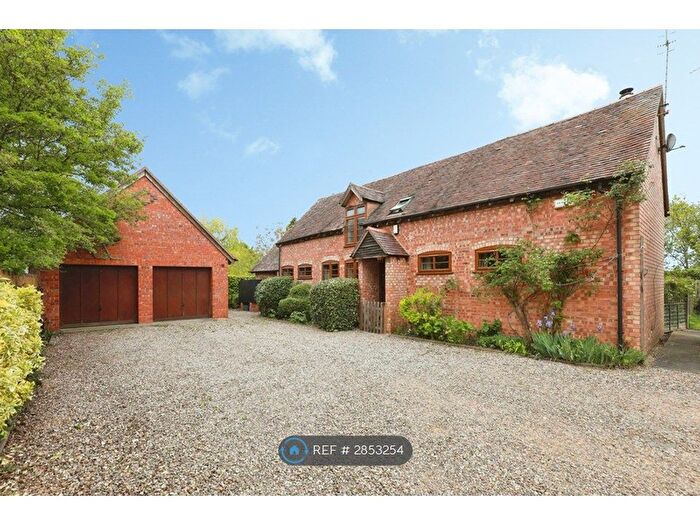 4 Bedroom Detached House To Rent In Long Lane, Pershore, WR10