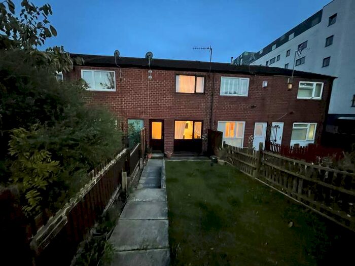 2 Bedroom Terraced House To Rent In Moorville Close, Leeds, LS11