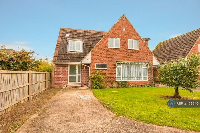 3 Bedroom Detached House To Rent In Saddlers Mead, Wilton, Salisbury, SP2
