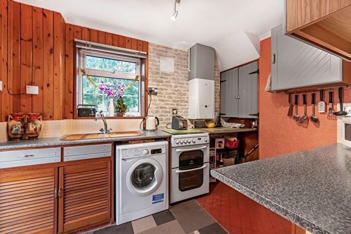 3 Bedroom End Of Terrace House For Sale In Hithermoor Road, Stanwell Moor, TW19