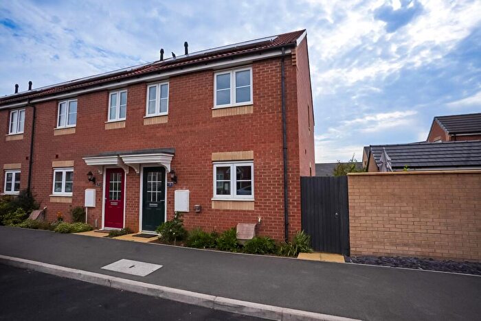 3 Bedroom End Of Terrace House For Sale In Tollesbury Avenue, Barleythorpe, LE15